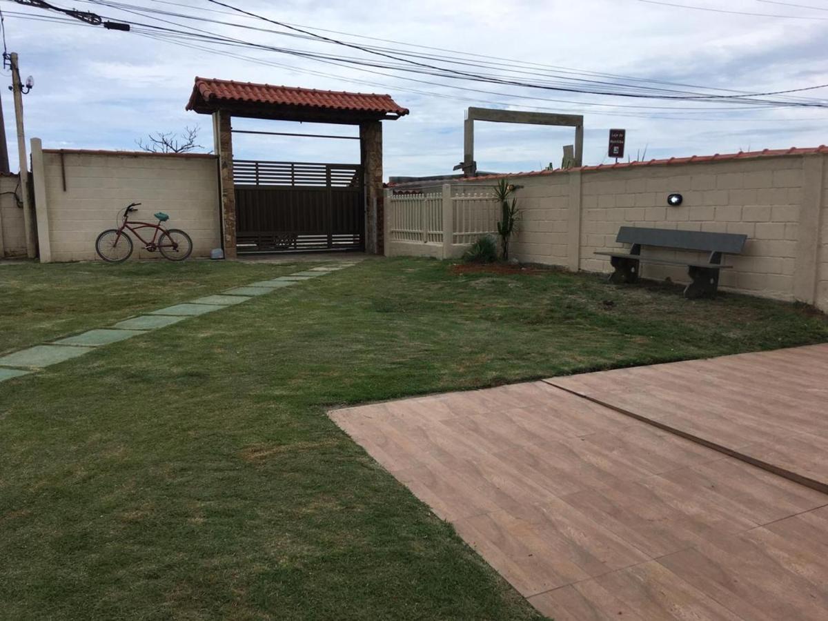 Casa Em Frente A Praia De Jacone 사콰레마 외부 사진